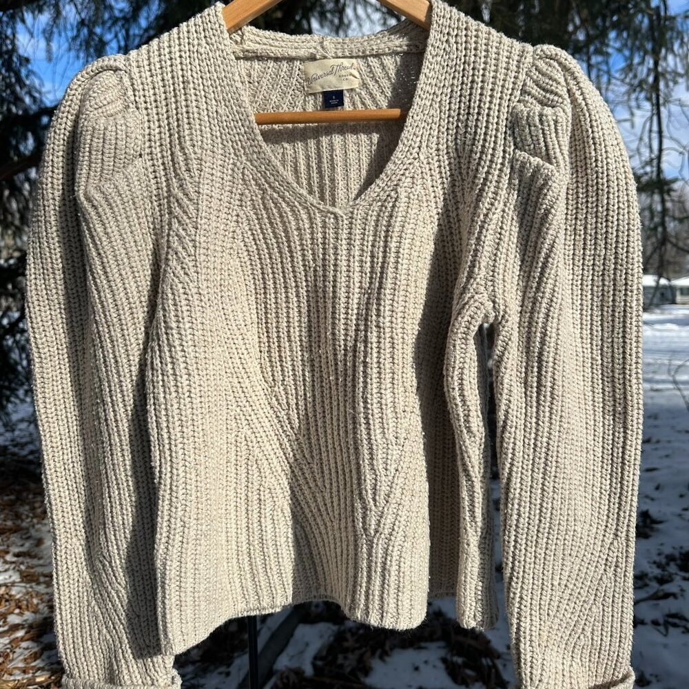 Universal Thread Sweater V-Neck Pullover Cream Size Small - Picture 2 of 6